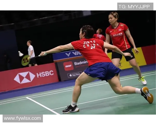 南京羽毛球队与重庆羽毛球队赛后技术分析与战术复盘 南京羽毛球队与重庆羽毛球队赛后技术分析与战术复盘